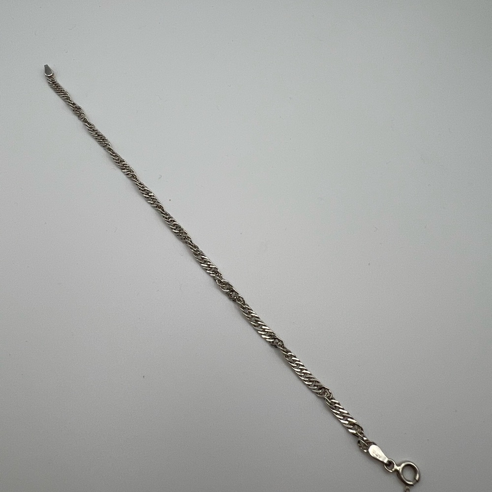 7.5” Elegant Sterling Silver Twist Bracelet